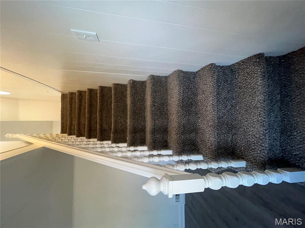 3306 Falling Springs Road Cahokia, IL 62206 - Photo 7 of 16