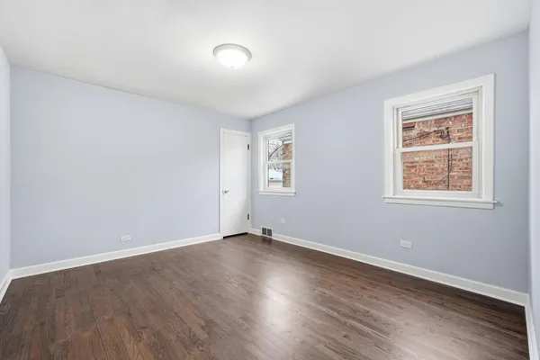 $289,900 | 2658 West 83rd Street, Chicago, IL 60652