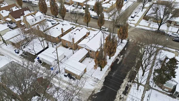 $289,900 | 2658 West 83rd Street, Chicago, IL 60652