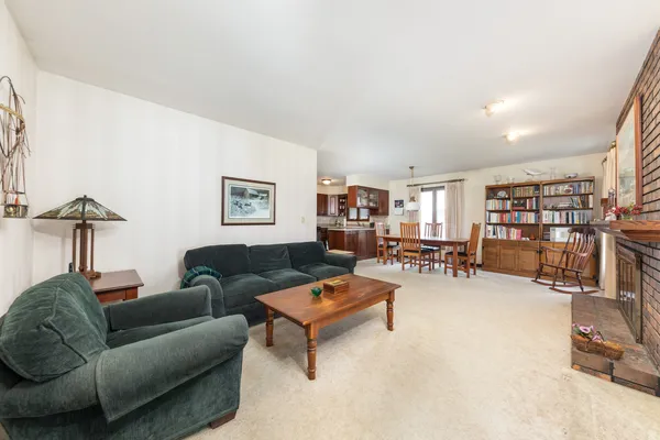 $399,900 | 2021 Alschuler Drive, Aurora, IL 60506