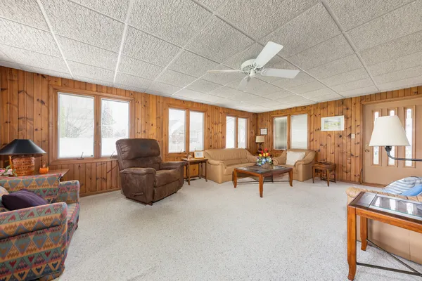 $399,900 | 2021 Alschuler Drive, Aurora, IL 60506