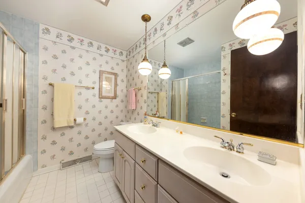 $399,900 | 2021 Alschuler Drive, Aurora, IL 60506