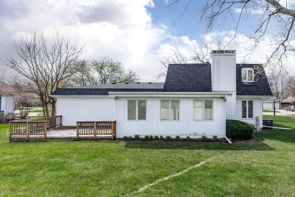 $399,900 | 2021 Alschuler Drive, Aurora, IL 60506