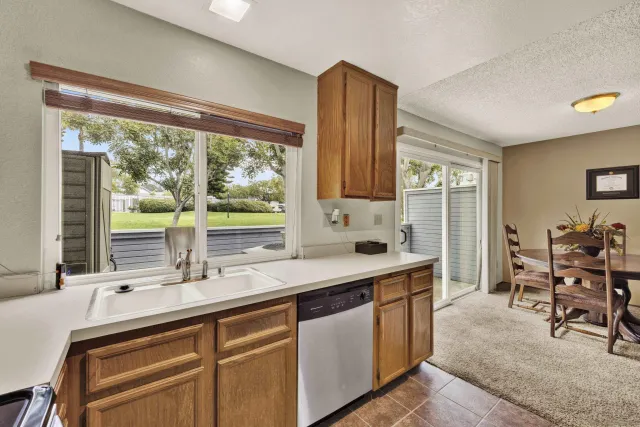 $620,000 | 350 Windjammer Circle, Chula Vista, CA 91910