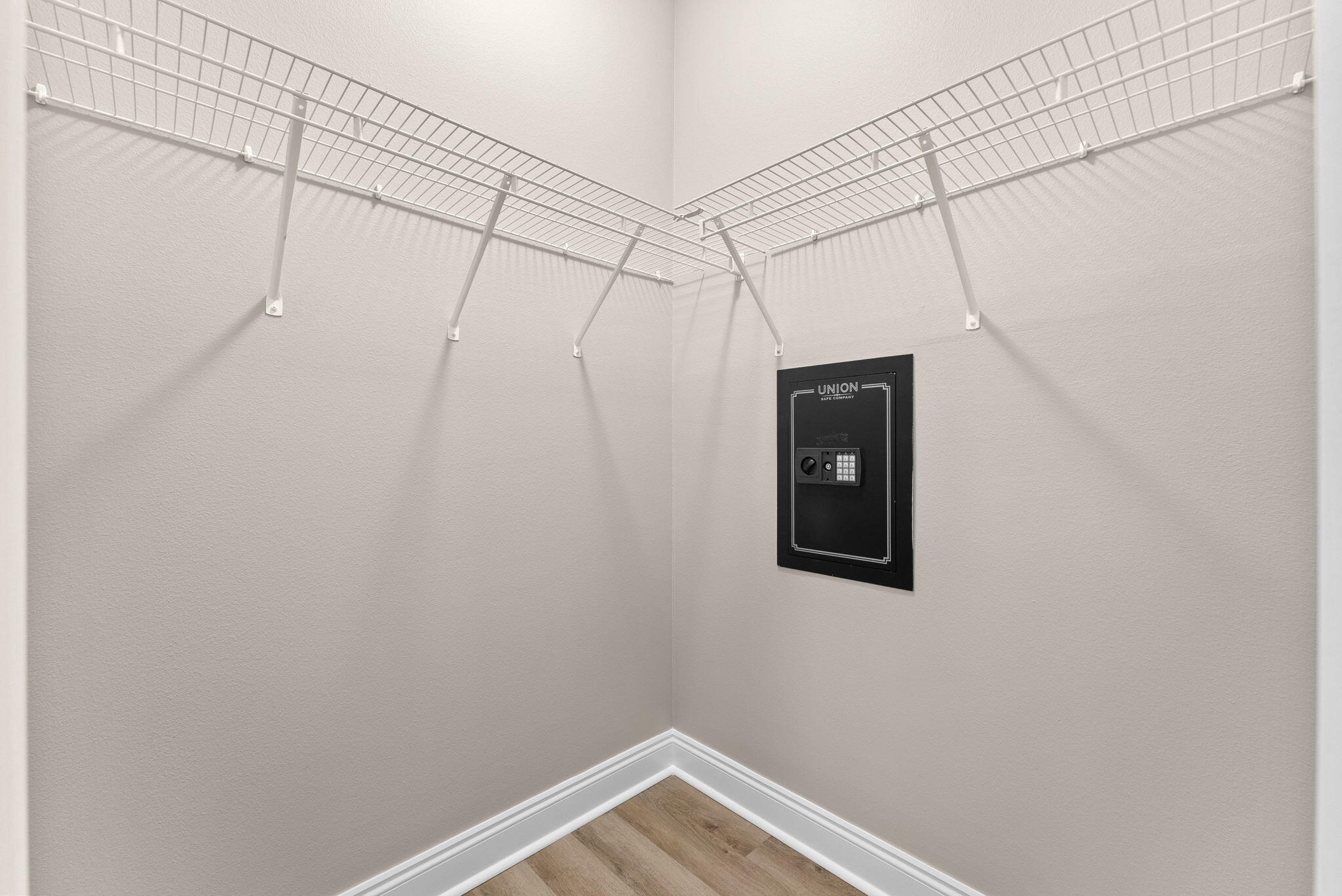 266 Partridge Lane Freeport, FL 32439 - Photo 25 of 36 a view of a small space with a fan