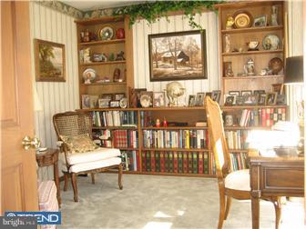 507 Arrowhead Trail Sinking Spring, PA 19608 - Photo 4 of 12 Library