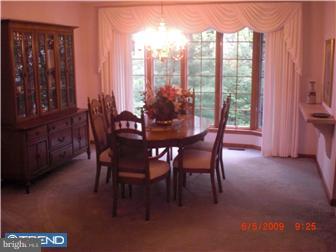507 Arrowhead Trail Sinking Spring, PA 19608 - Photo 6 of 12 Dining Room