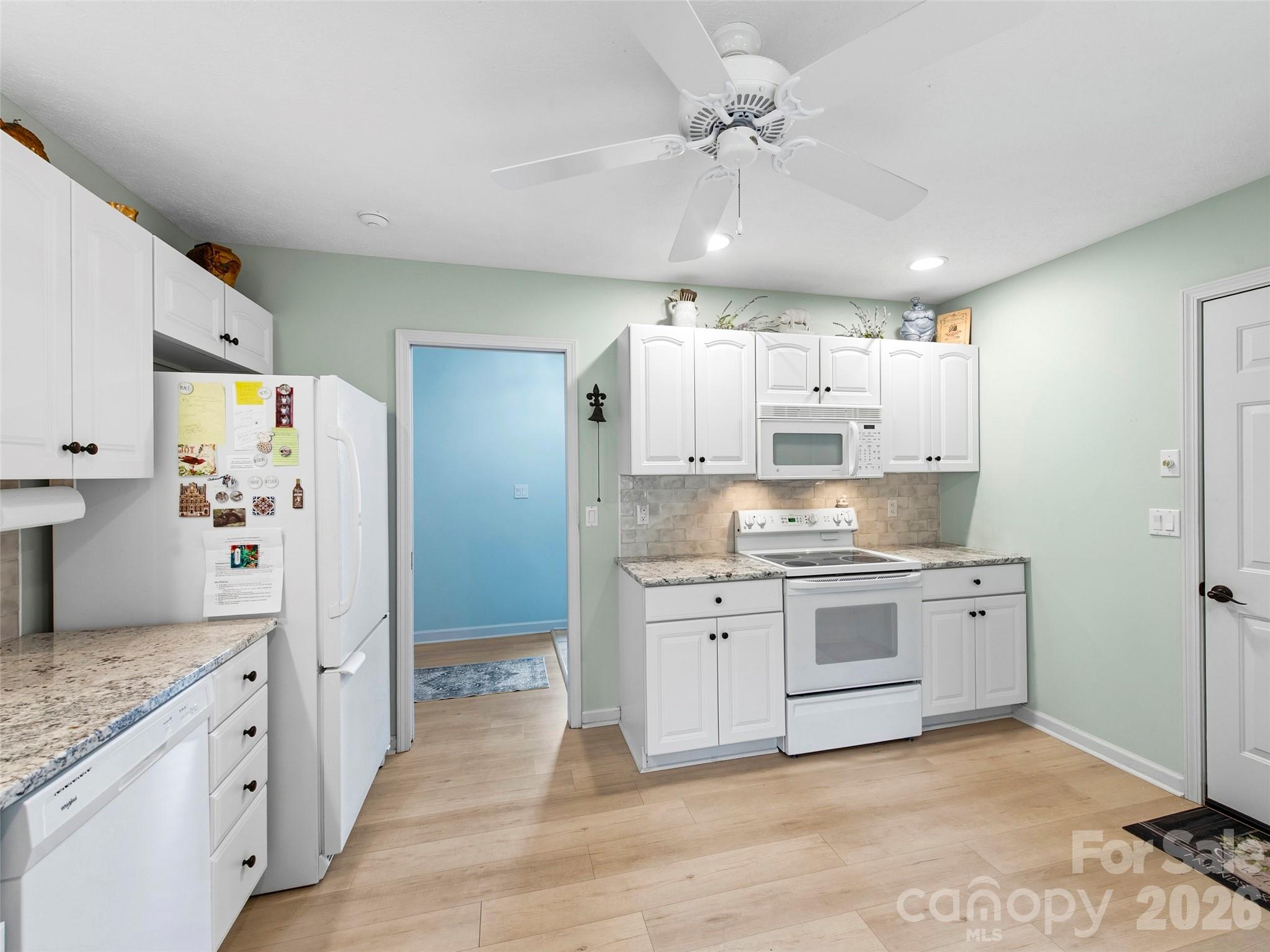 83 Laurel Ridge Place Hendersonville, NC 28739 - Photo 8 of 27