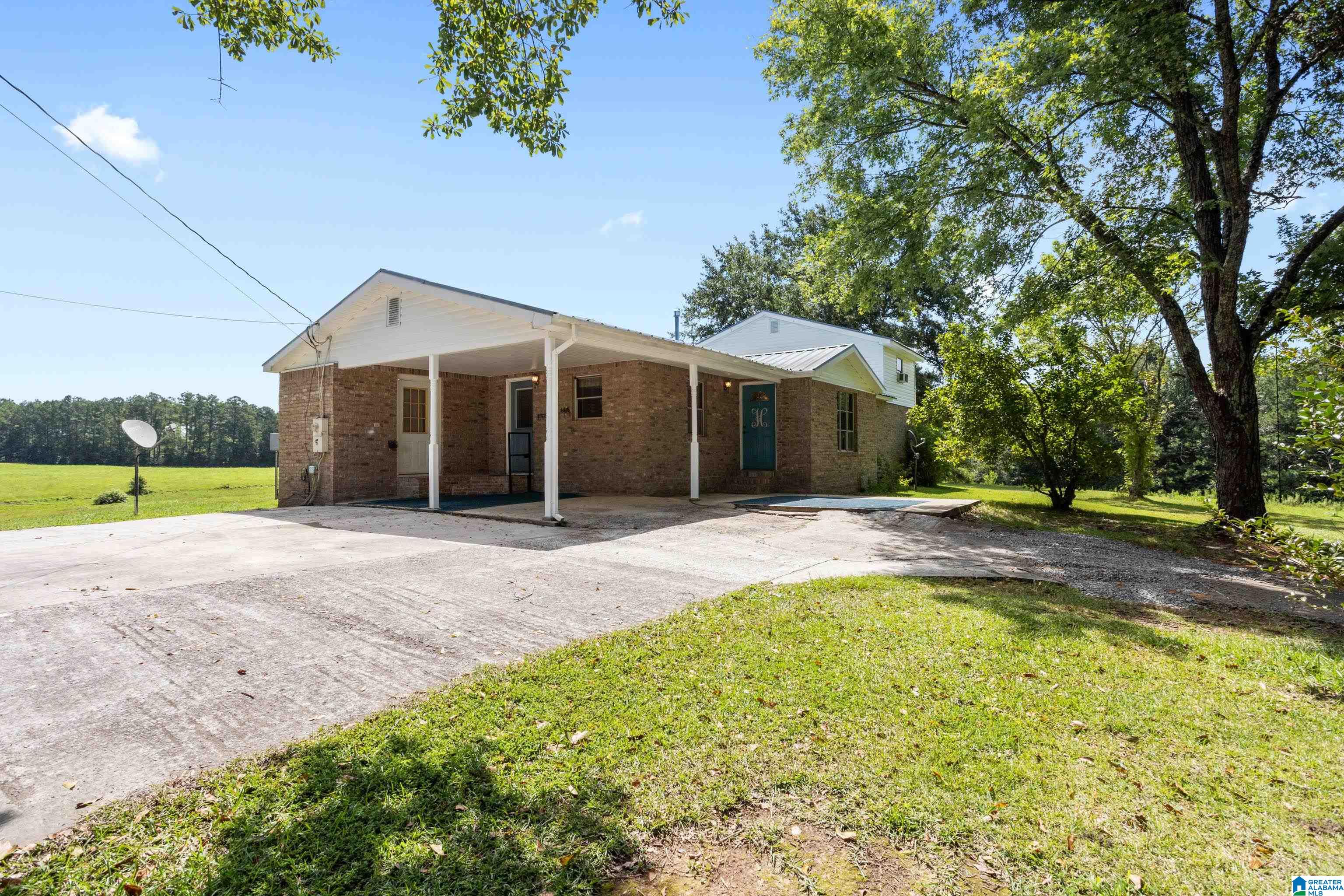 2105 Wallstown Road Hayden, AL 35079 - Photo 3 of 37