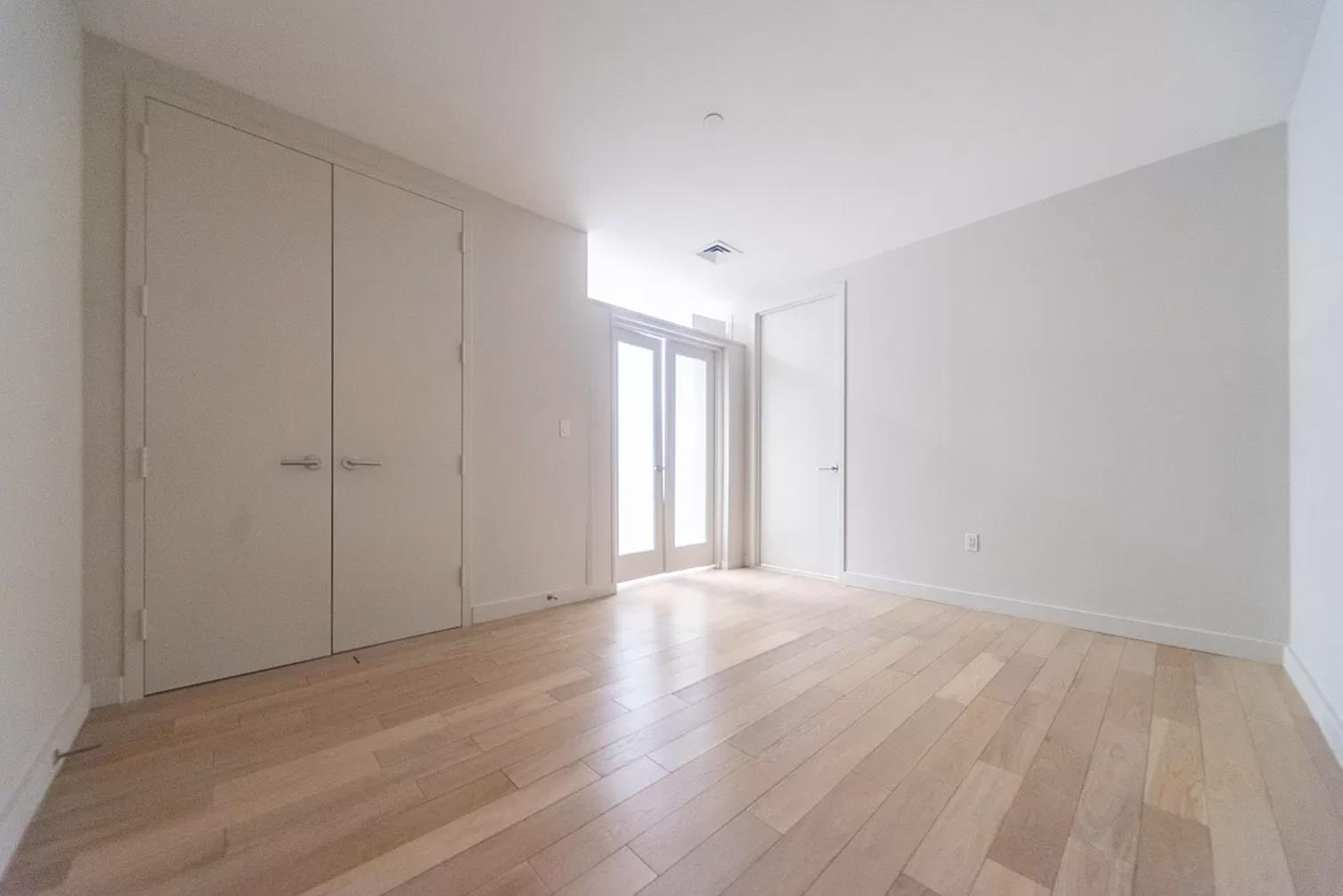 75 Wall Street, Unit 35F Manhattan, NY 10005 - Photo 13 of 25 Photo