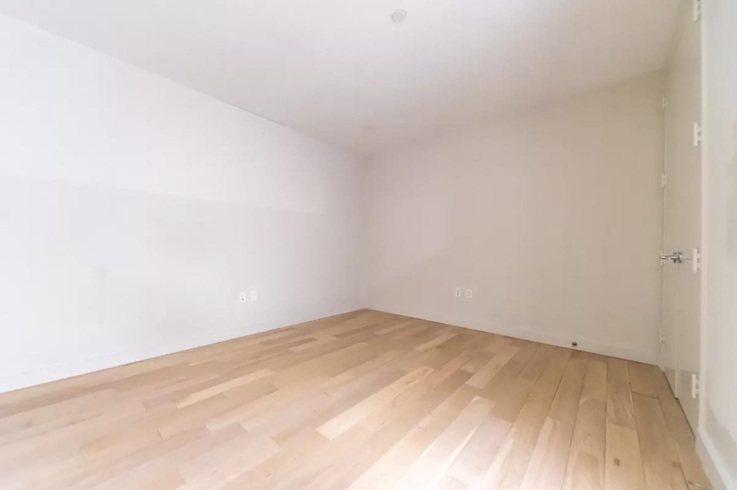 75 Wall Street, Unit 35F Manhattan, NY 10005 - Photo 14 of 25 Photo