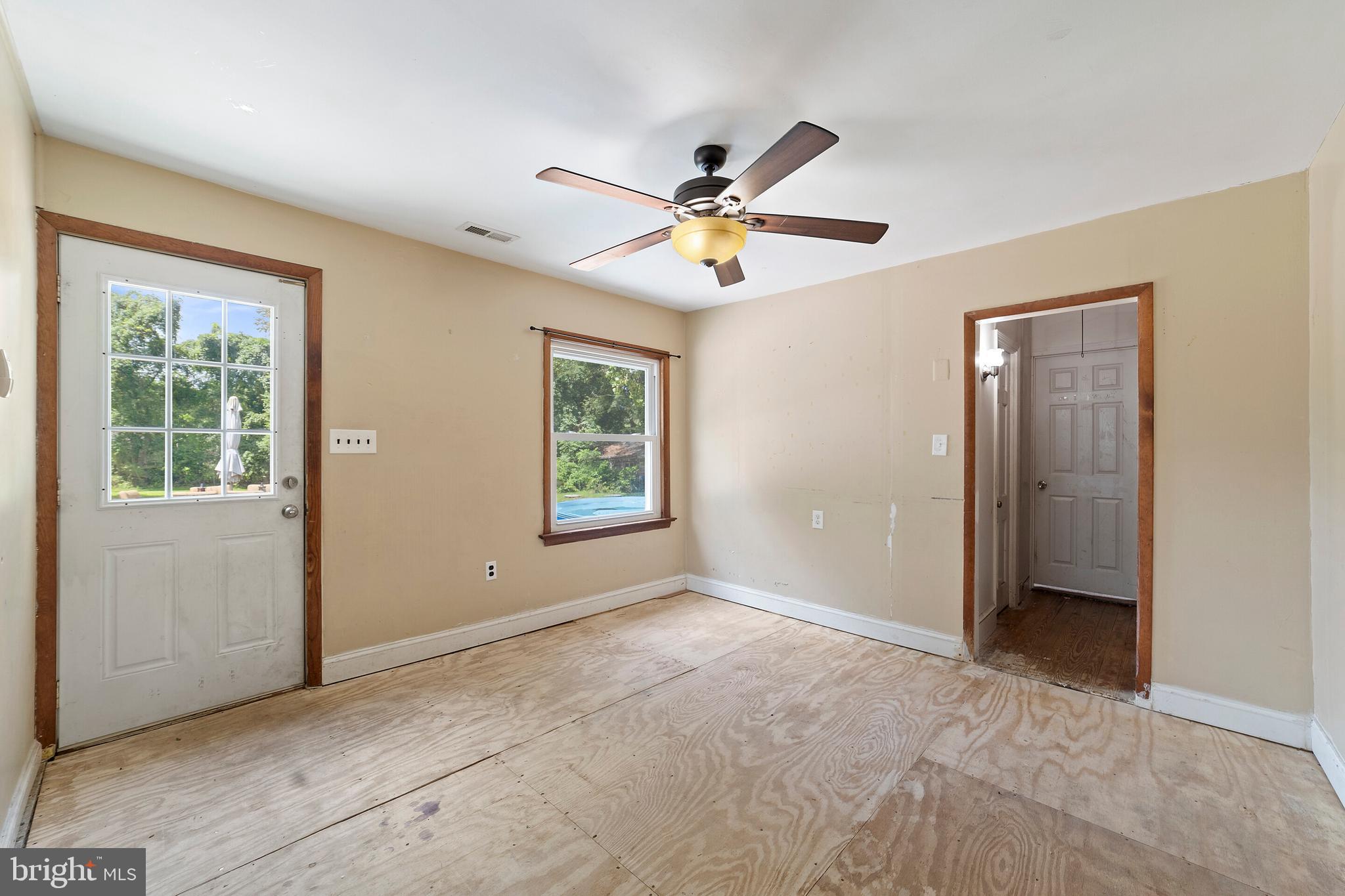 7058 Grays Mill Road Warrenton, VA 20187 - Photo 16 of 32