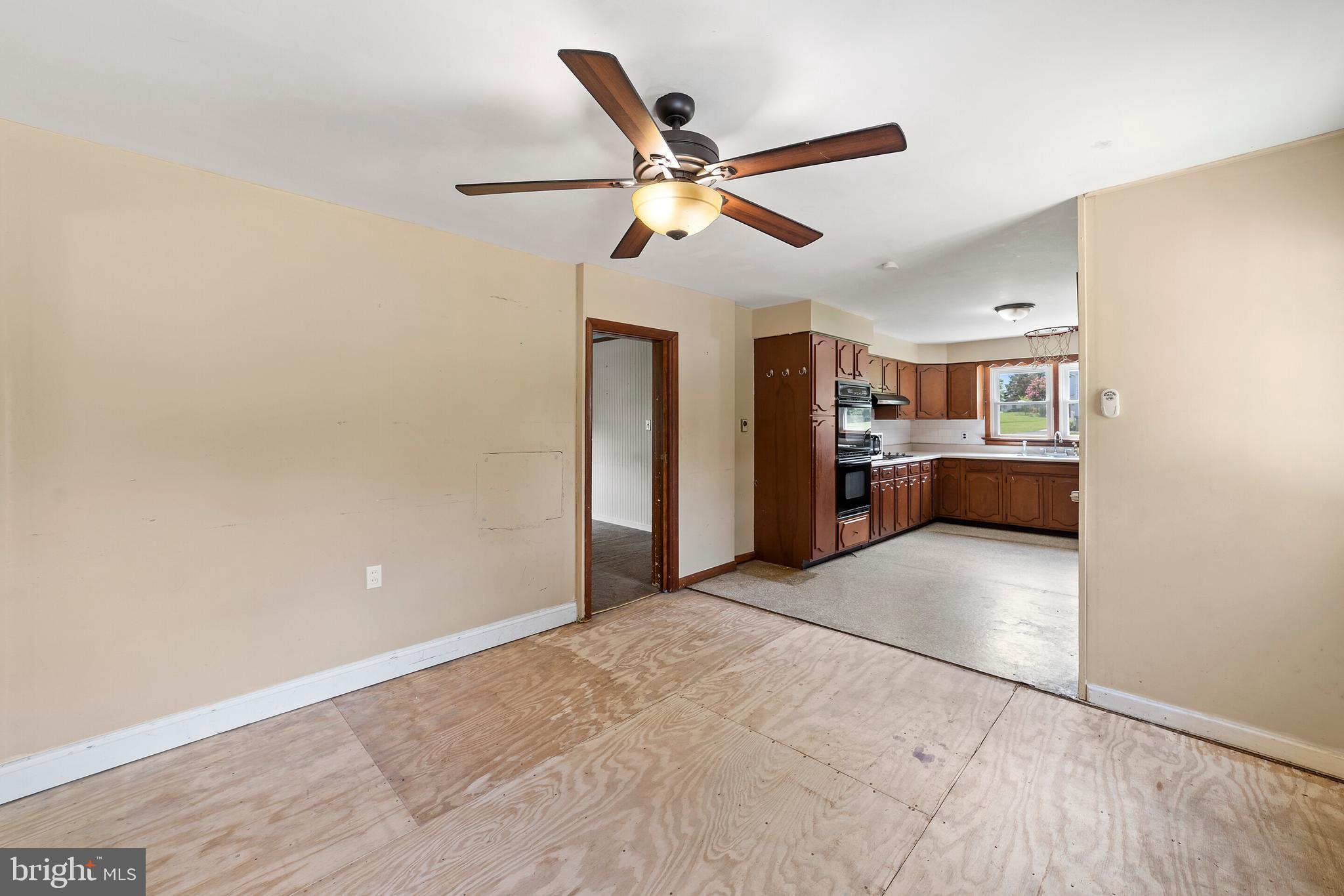 7058 Grays Mill Road Warrenton, VA 20187 - Photo 17 of 32