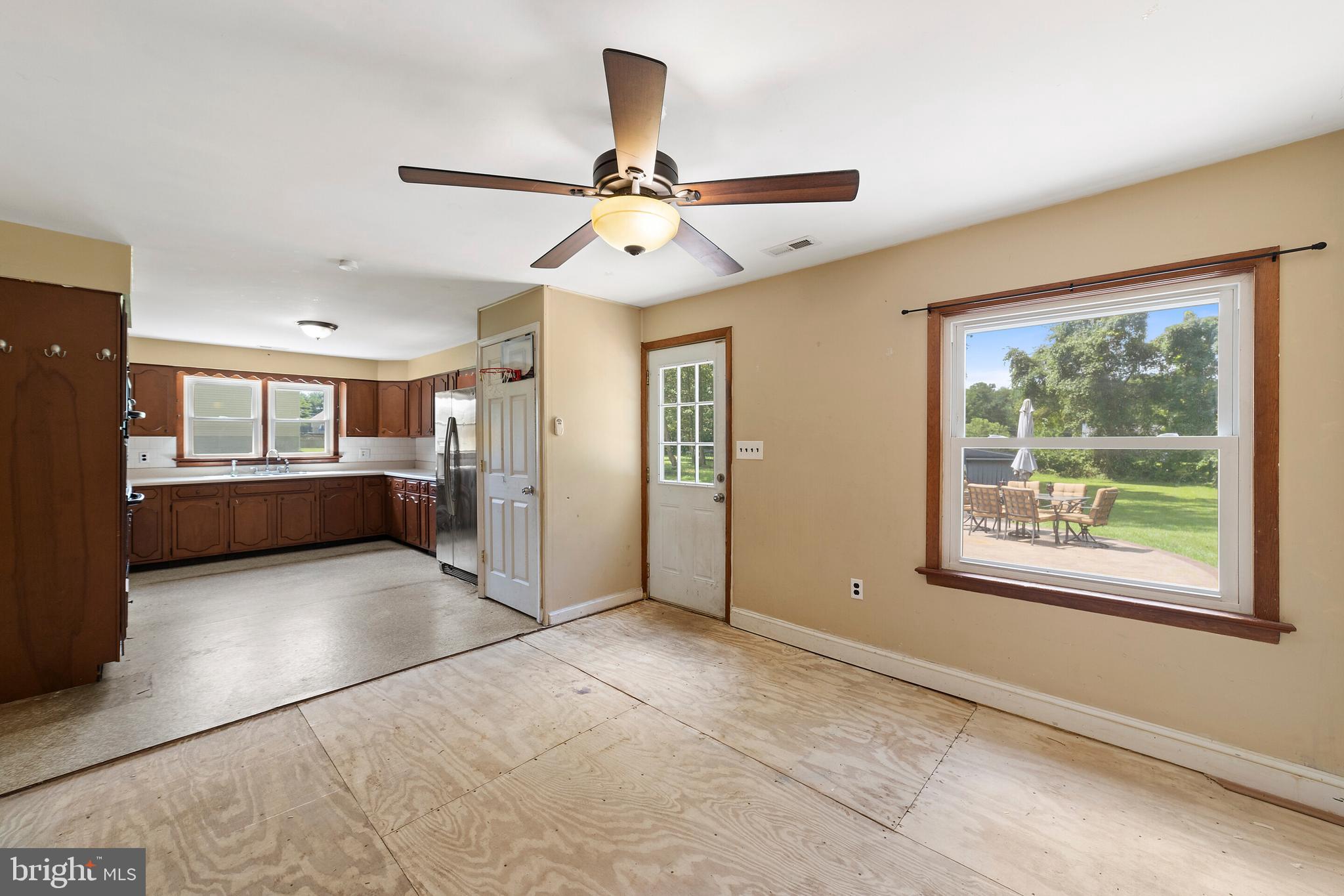 7058 Grays Mill Road Warrenton, VA 20187 - Photo 10 of 32