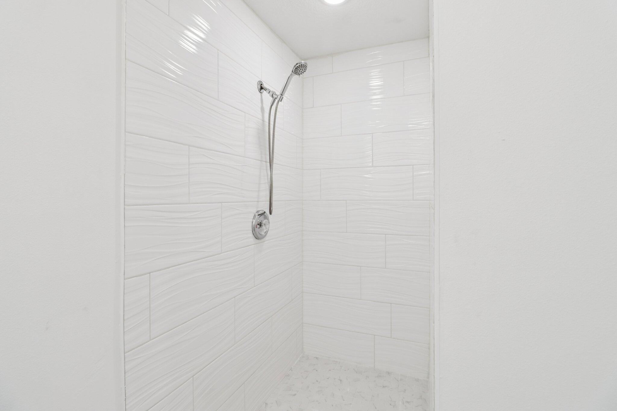 4580 Alpine Lane Titusville, FL 32780 - Photo 12 of 33 25-web-or-mls-Alpine Ln-S1404-025