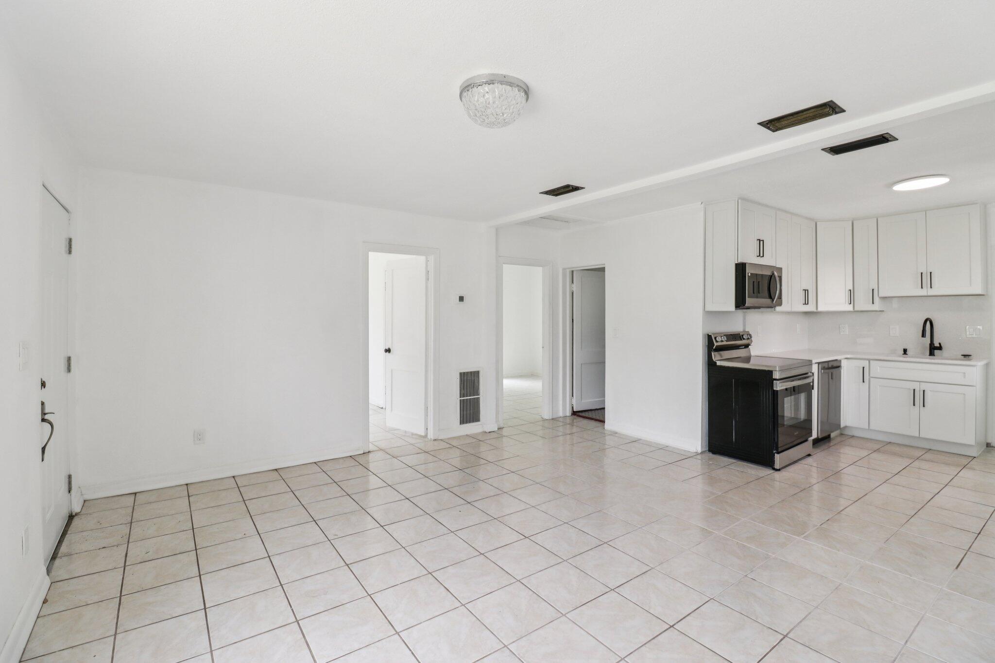 4580 Alpine Lane Titusville, FL 32780 - Photo 15 of 33 6-web-or-mls-Alpine Ln-S1404-006
