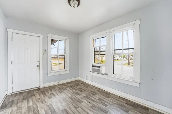 $1,100 | 2420 Stevens Street, Houston, TX 77026