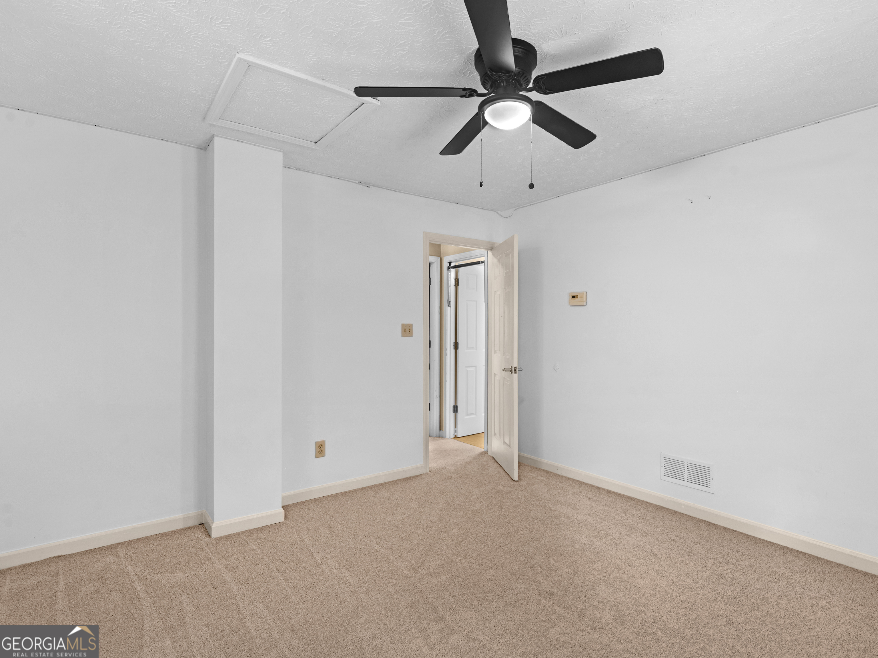 12012 Turner Road Hampton, GA 30228 - Photo 24 of 38 en empty room with ceiling fan