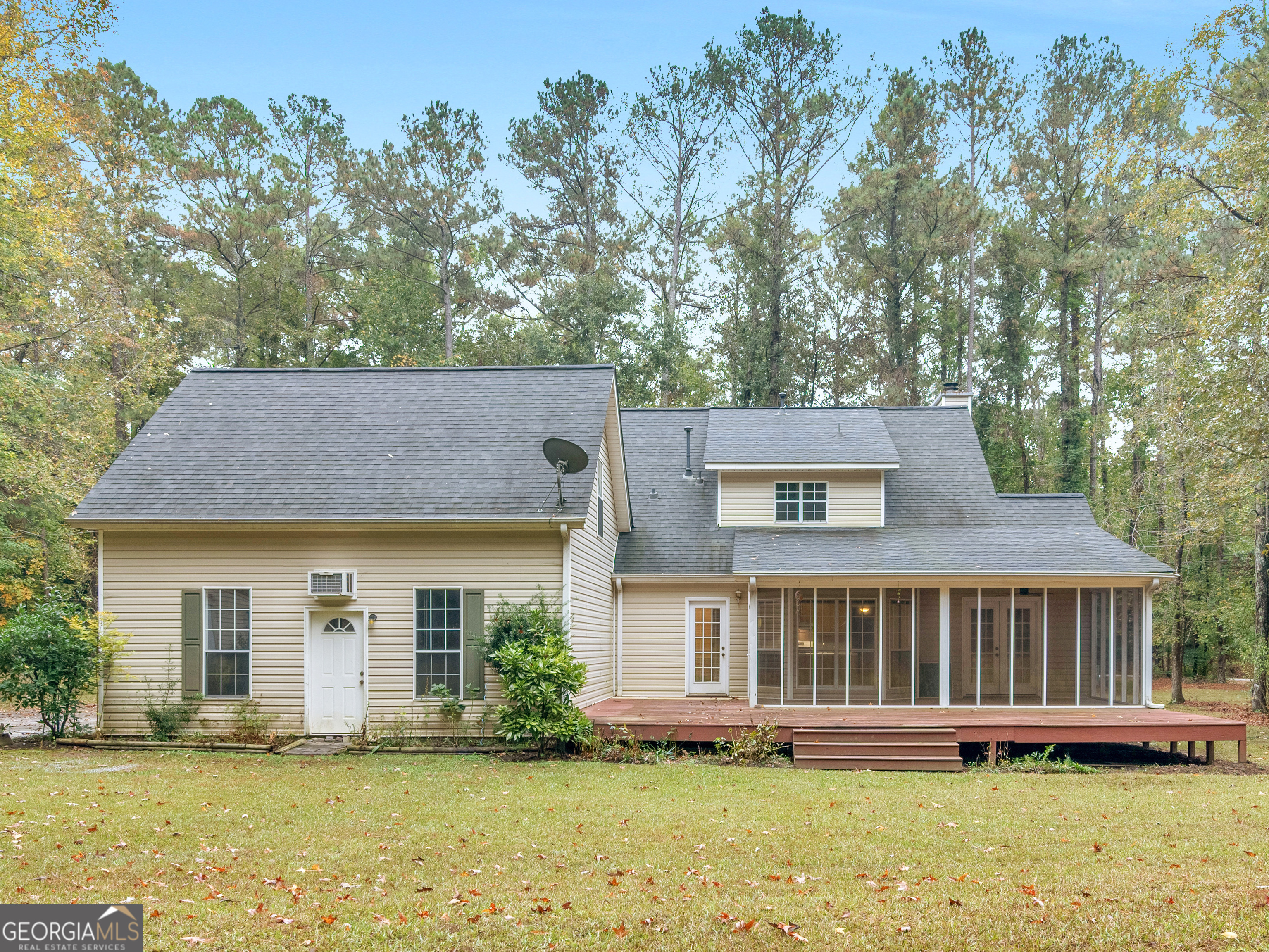 12012 Turner Road Hampton, GA 30228 - Photo 31 of 38 front view of a house with a yard