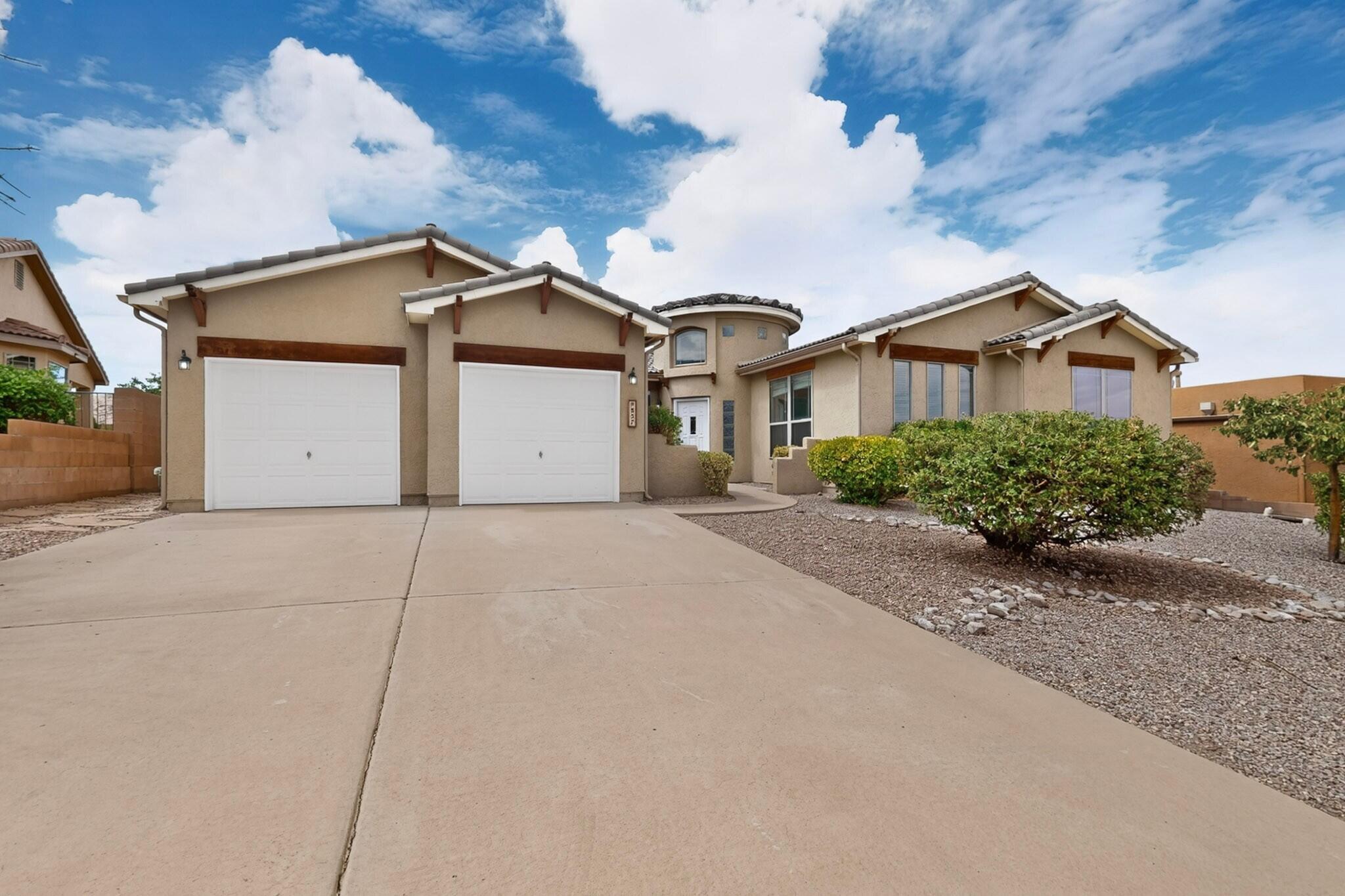 857 Loma Pinon Loop Rio Rancho, NM 87144 - Photo 3 of 45 Gallery Image 3
