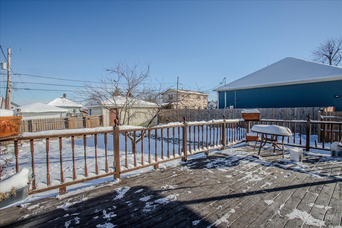 1104 Cora Street Joliet, IL 60435 - Photo 17 of 20 a view of a chairs and table in the patio