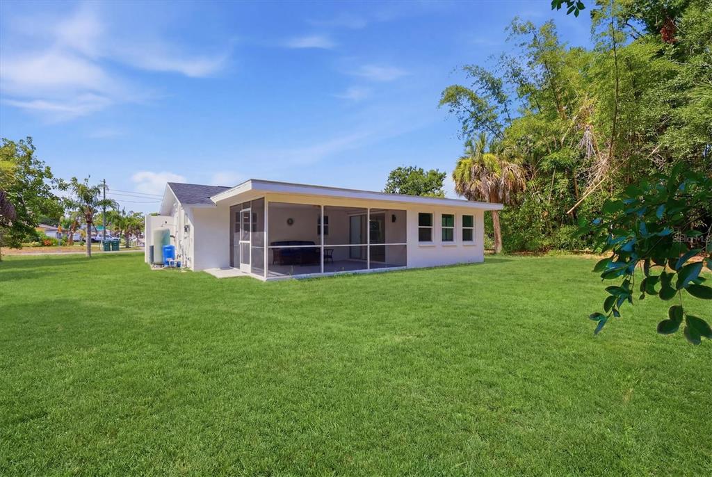 432 Olivia Road Venice, FL 34293 - Photo 32 of 37