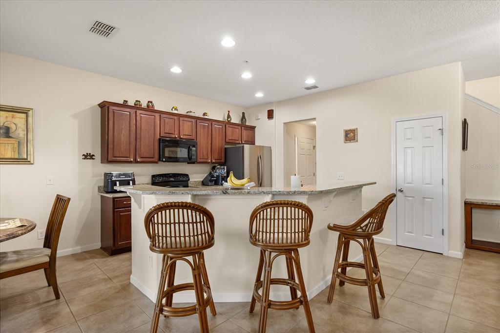 723 Terrace Spring Drive Orlando, FL 32828 - Photo 9 of 28