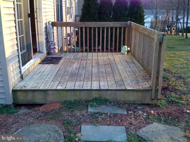 12 Heron Road Lititz, PA 17543 - Photo 3 of 6