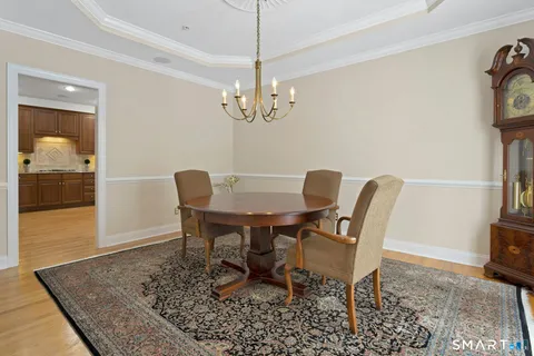 $975,000 | 638 Danbury Road, Unit 9, Ridgefield, CT 06877