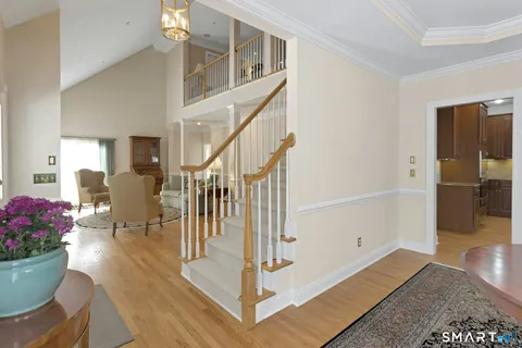 $975,000 | 638 Danbury Road, Unit 9, Ridgefield, CT 06877