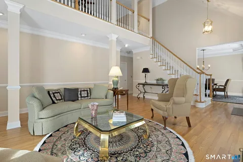 $975,000 | 638 Danbury Road, Unit 9, Ridgefield, CT 06877