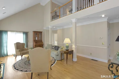 $975,000 | 638 Danbury Road, Unit 9, Ridgefield, CT 06877