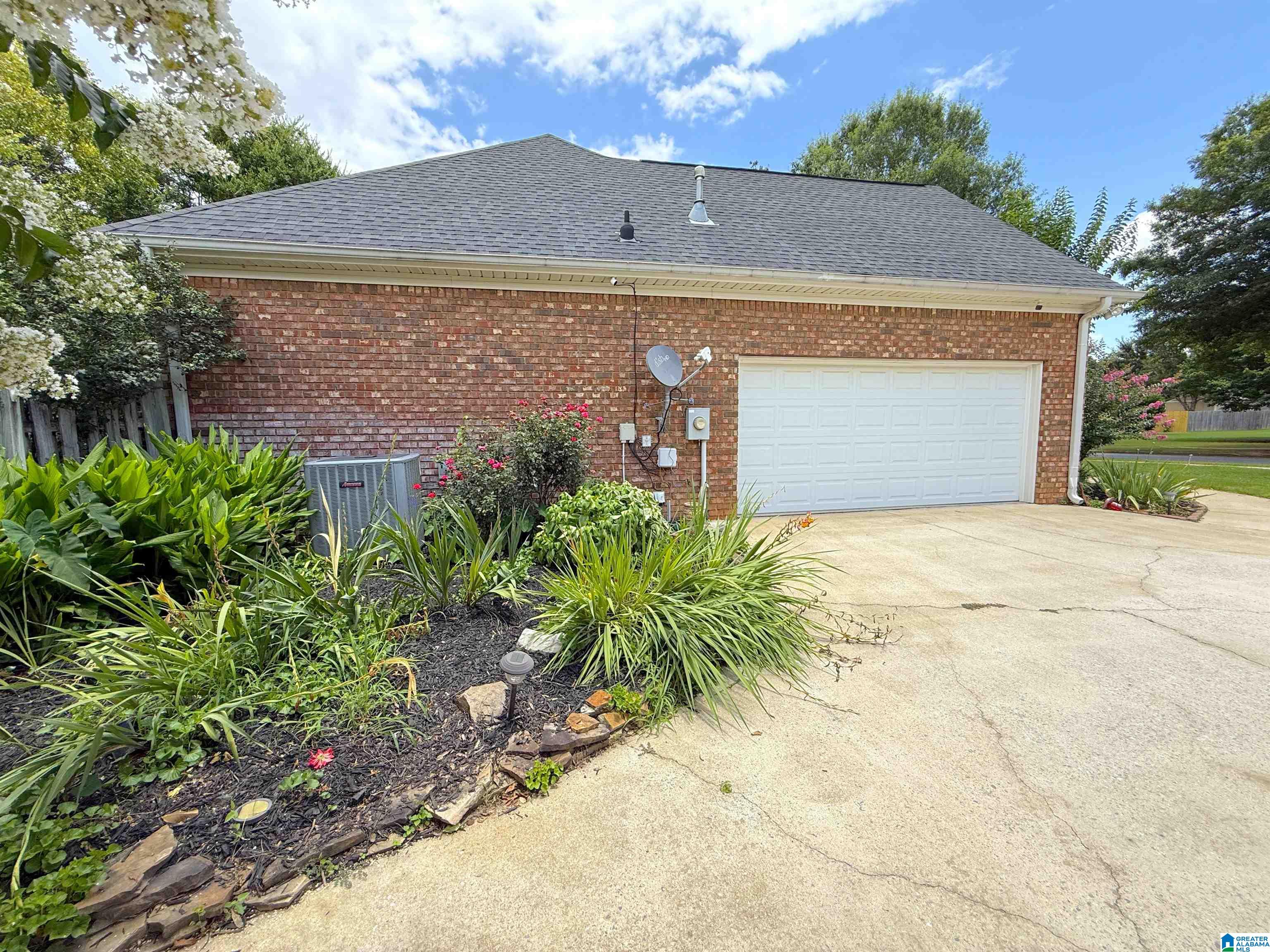 170 Sunset Trail Alabaster, AL 35007 - Photo 4 of 42