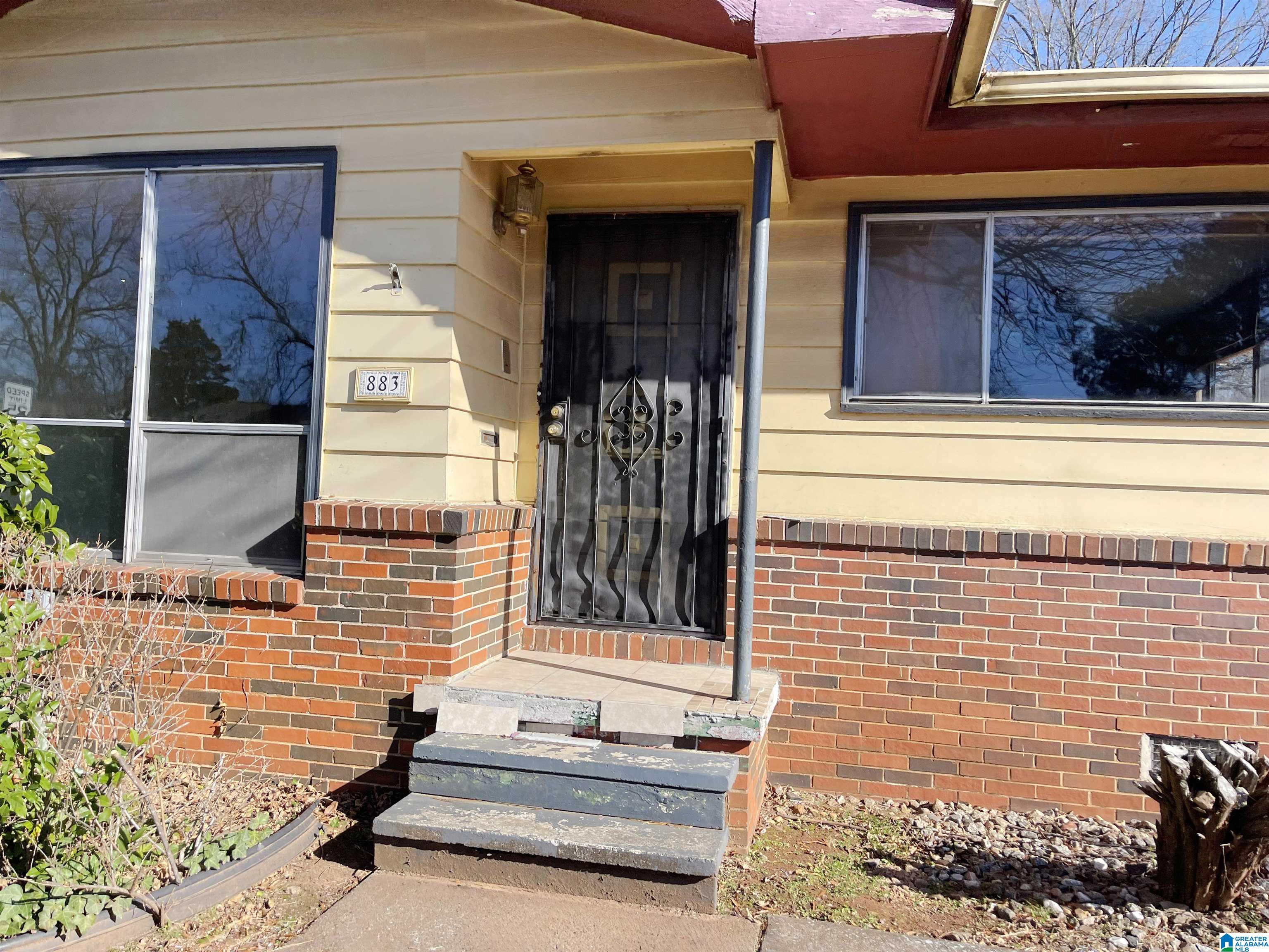 883 McCary Street Southwest Birmingham, AL 35211 - Photo 5 of 21
