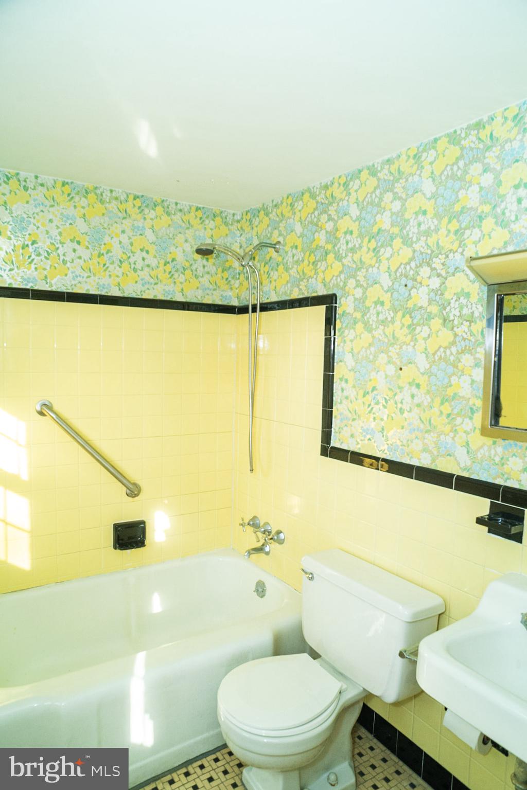 138 Barbara Drive Springfield, PA 19064 - Photo 28 of 43