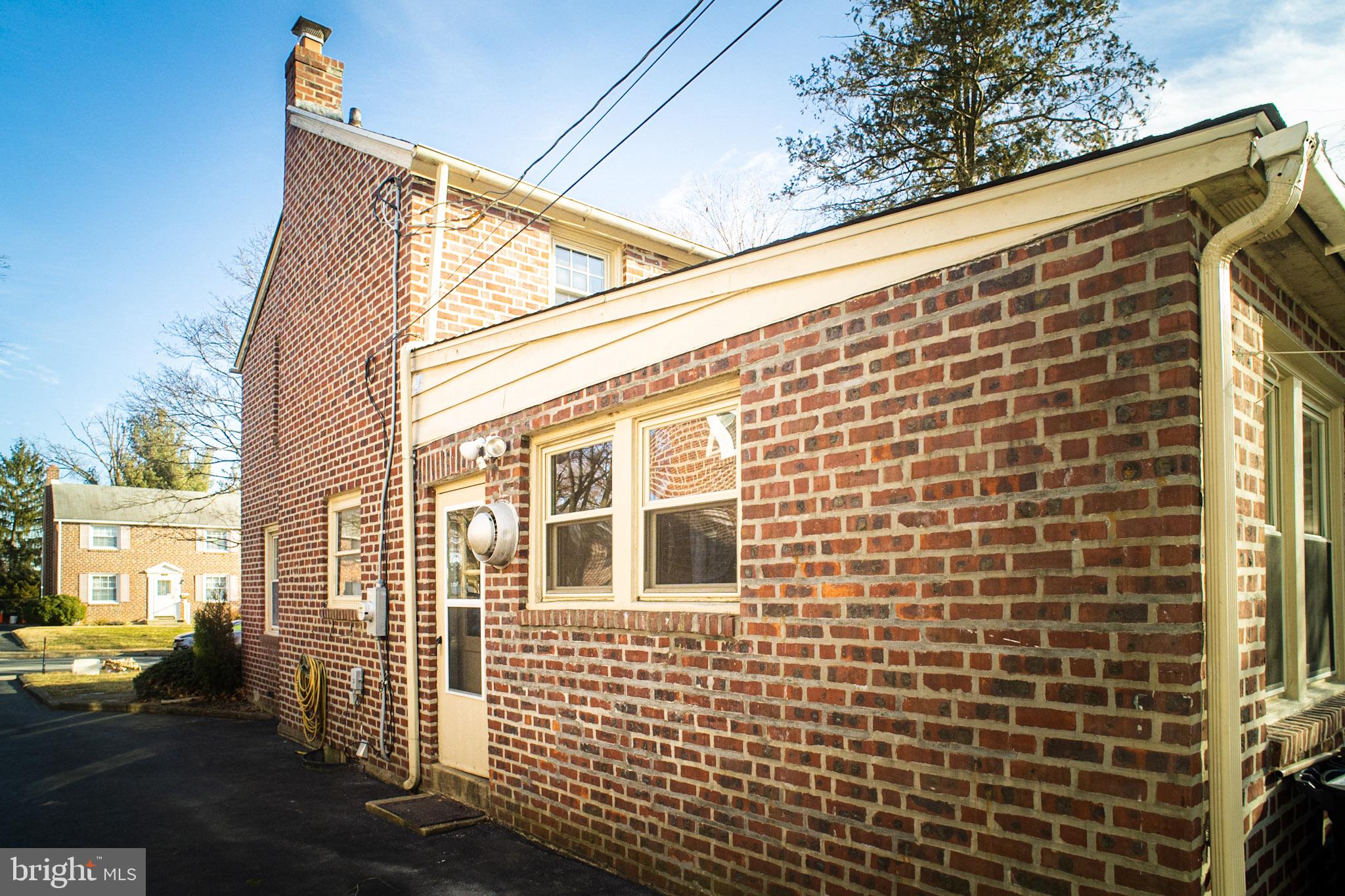 138 Barbara Drive Springfield, PA 19064 - Photo 5 of 43