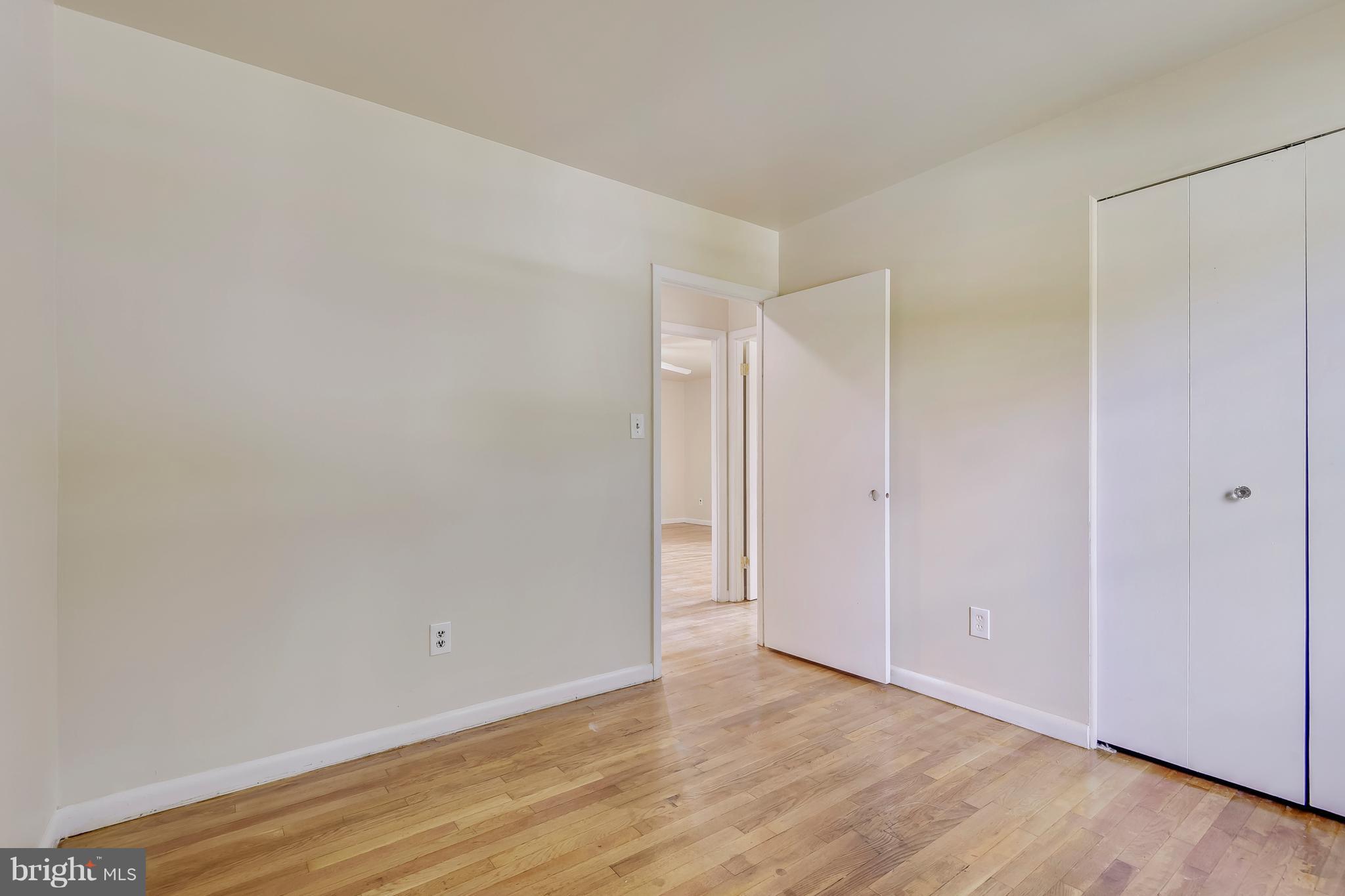 1301 Gatefield Road Baltimore, MD 21228 - Photo 23 of 27 Bedroom