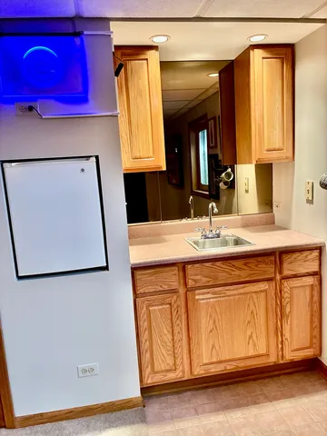 $679,000 | 605 Dorchester Court, Naperville, IL 60565