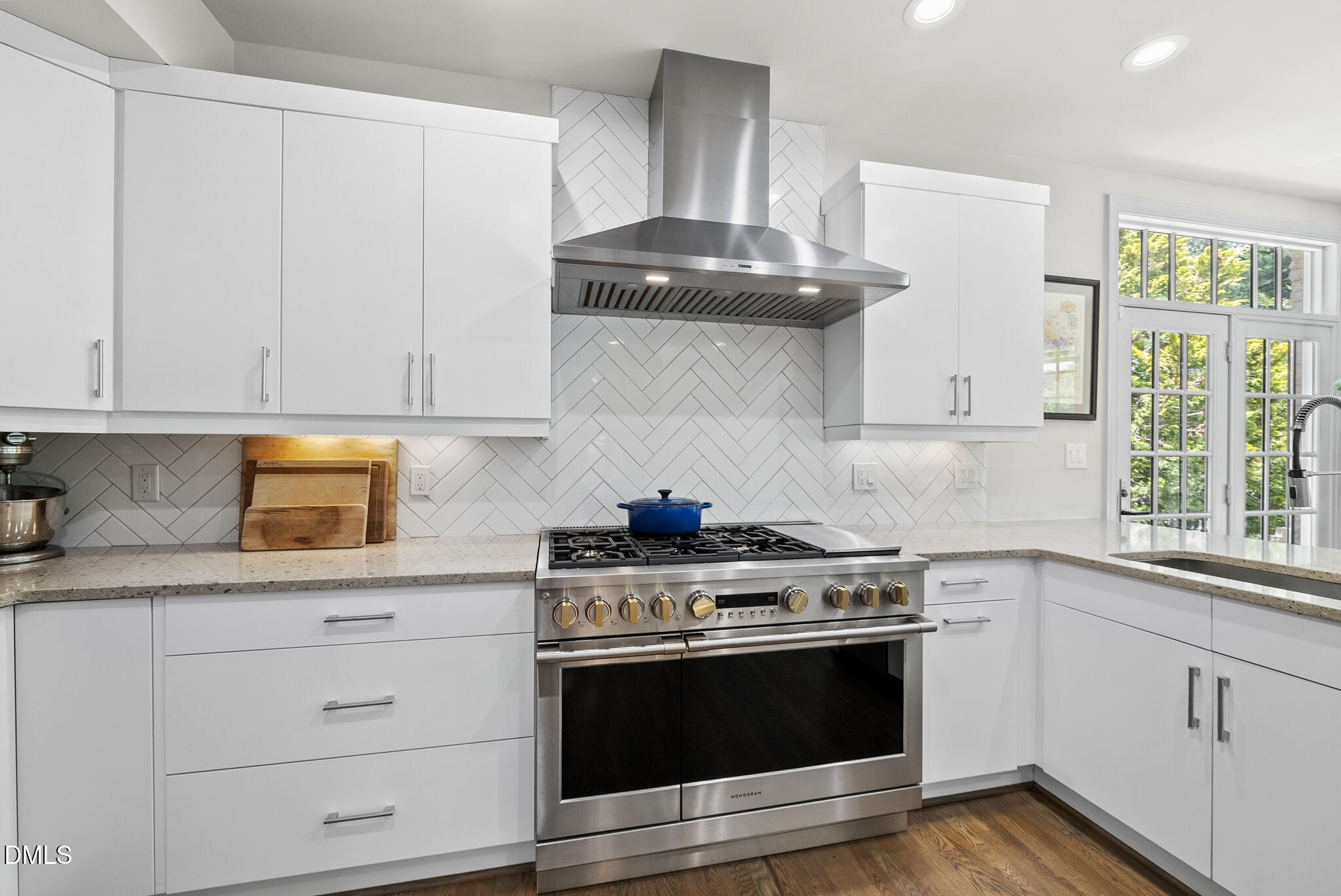 4005 George V Strong Wynd Raleigh, NC 27612 - Photo 6 of 61