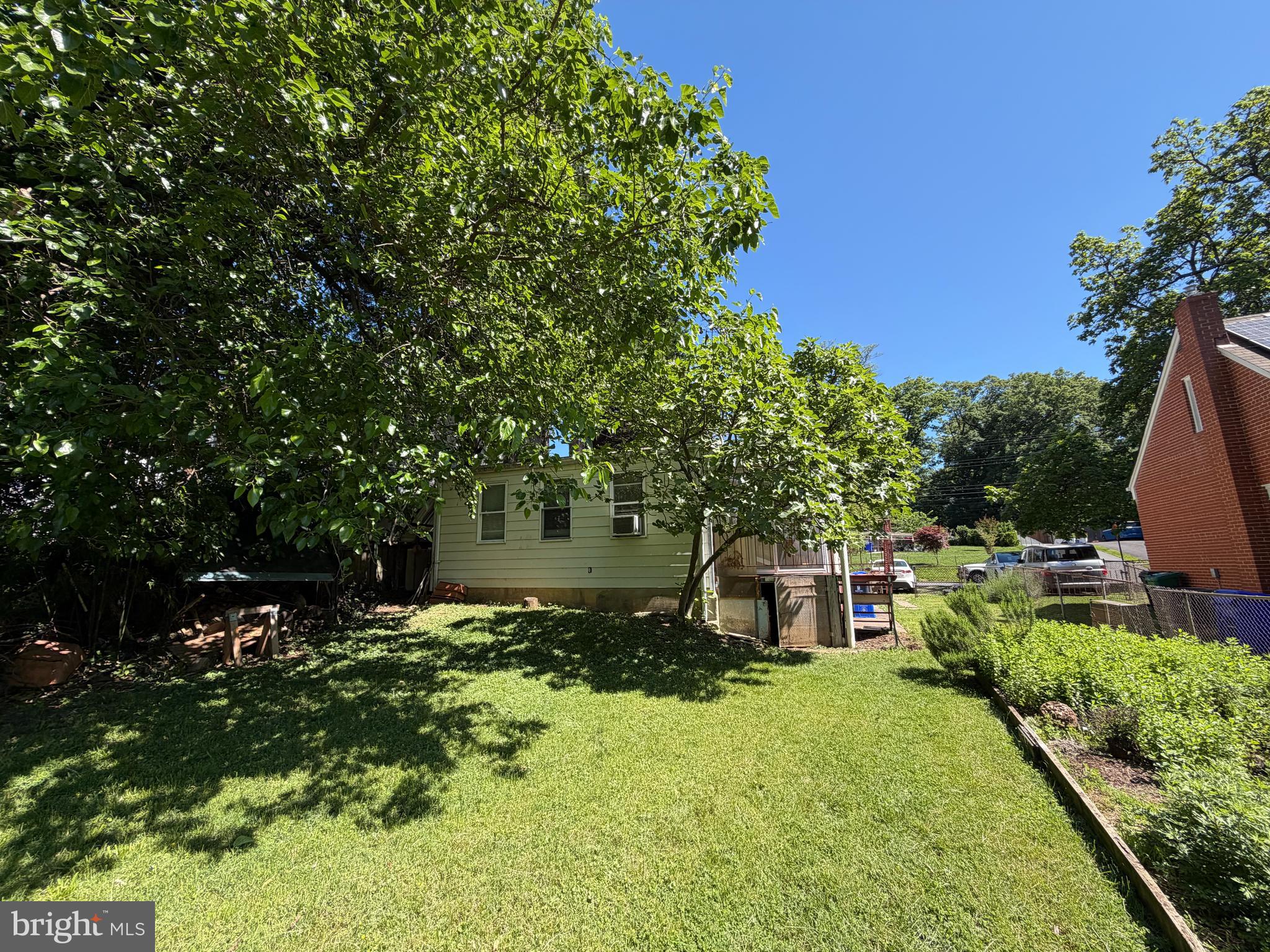 620 Ritchie Avenue Silver Spring, MD 20910 - Photo 3 of 3