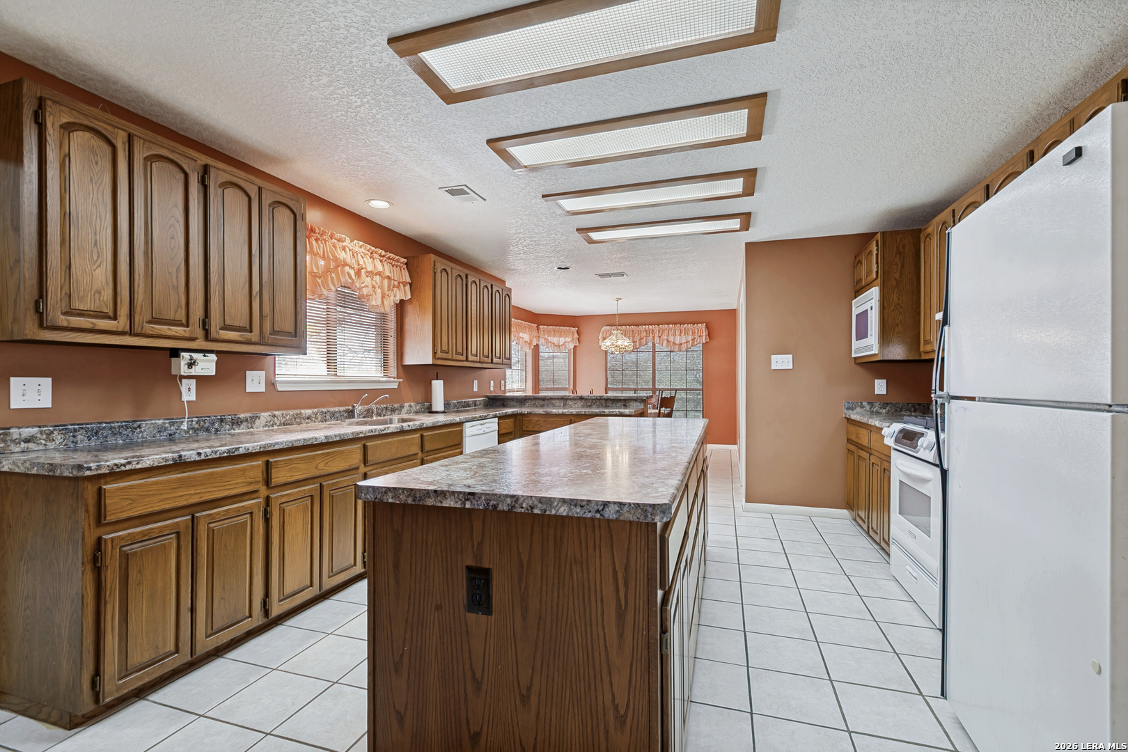 2577 John Charles Road Bulverde, TX 78163 - Photo 9 of 30