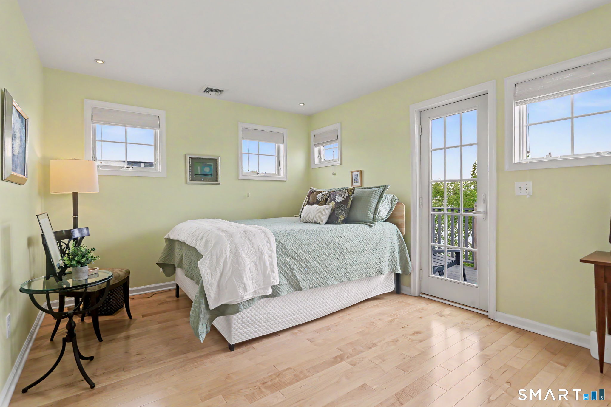28 Milford Point Road Milford, CT 06460 - Photo 22 of 40