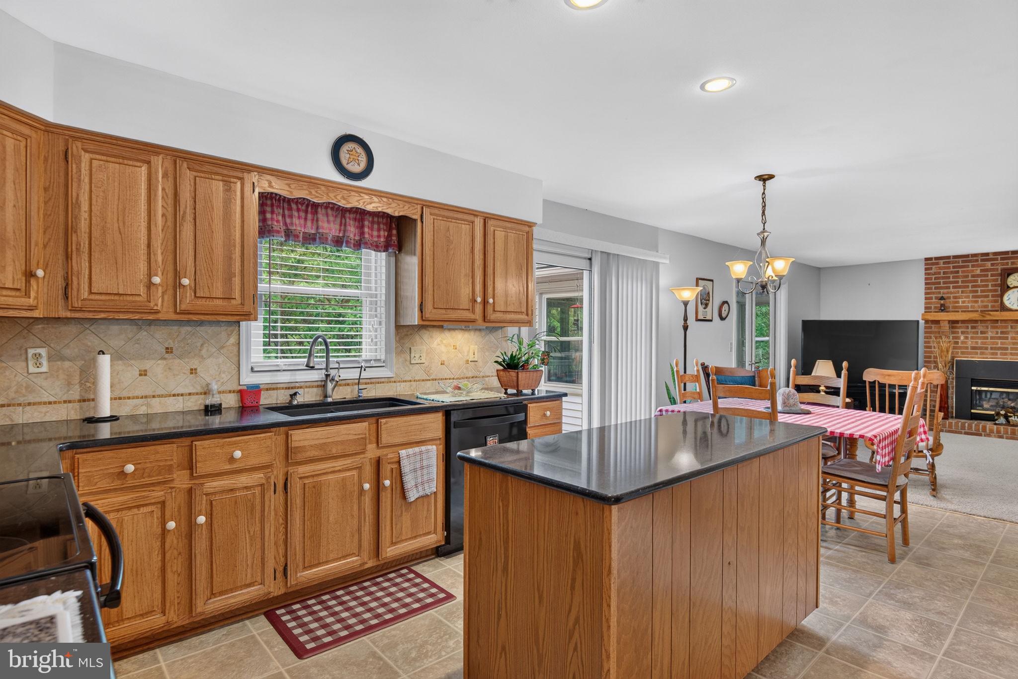 13 Diane Avenue Lititz, PA 17543 - Photo 15 of 46