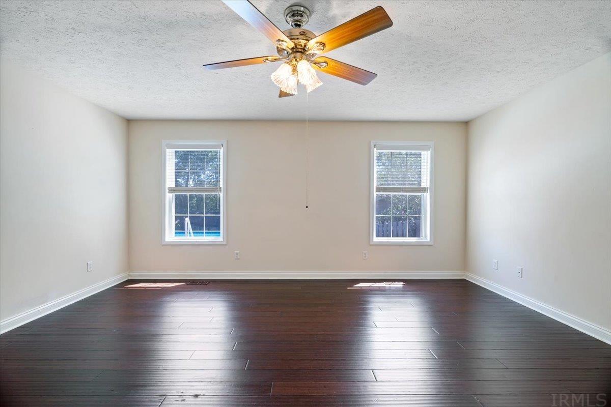 4622 Lenn Road Newburgh, IN 47630 - Photo 11 of 25 Gallery Image 11