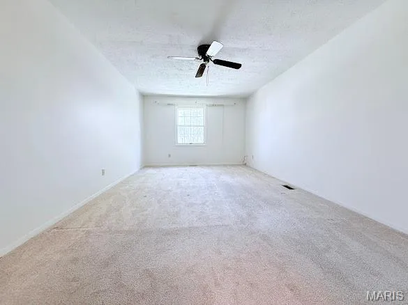 $2,999 | 15575 Clover Ridge Drive, Chesterfield, MO 63017