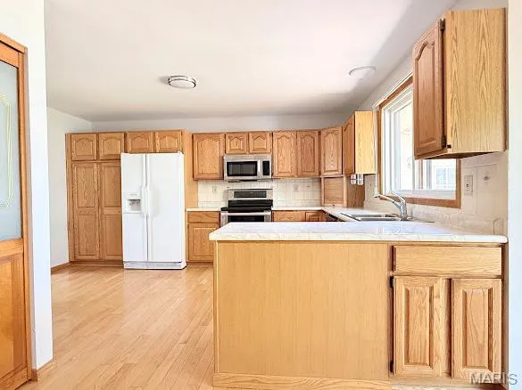$2,999 | 15575 Clover Ridge Drive, Chesterfield, MO 63017