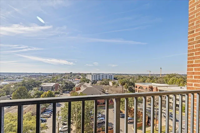 $199,000 | 215 West College Avenue, Unit 406A, Tallahassee, FL 32301