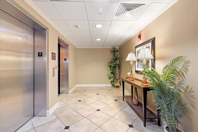 $199,000 | 215 West College Avenue, Unit 406A, Tallahassee, FL 32301