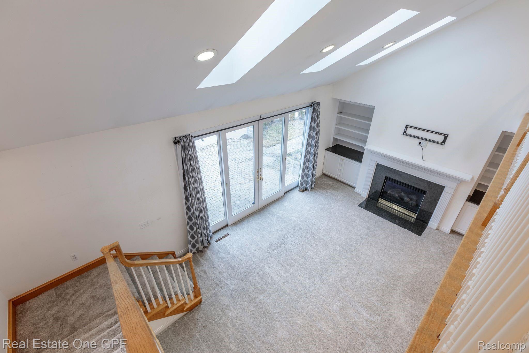 423 Barclay Road Grosse Pointe, MI 48236 - Photo 24 of 36 423 Barclay Rd-25.jpg