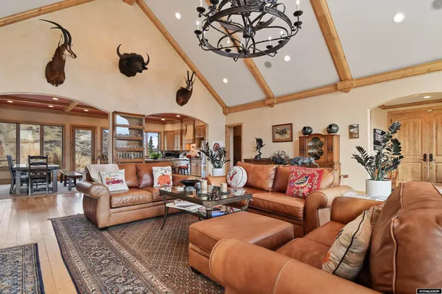 $10,800,000 | 6560 County Road 157, Evanston, WY 82930